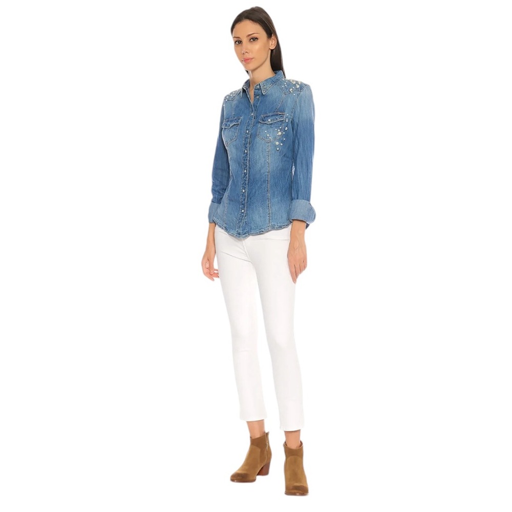Guess beaded washed-out blue jeans shirt sizes Medium